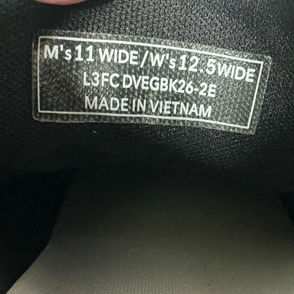 KIZIK Men's 11 Wide Black Smooth Leather Lace up Sneakers - Picture 2 of 8